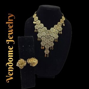 Vendome Vintage Gold Tone Articulated Filigree Scallop Links Necklace-Earrings